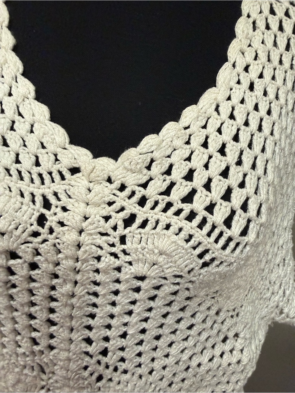 EnVogue Cream Crochet Knit Boho V-Neck Cottagecore Festival Sweater Large - Picture 4 of 9